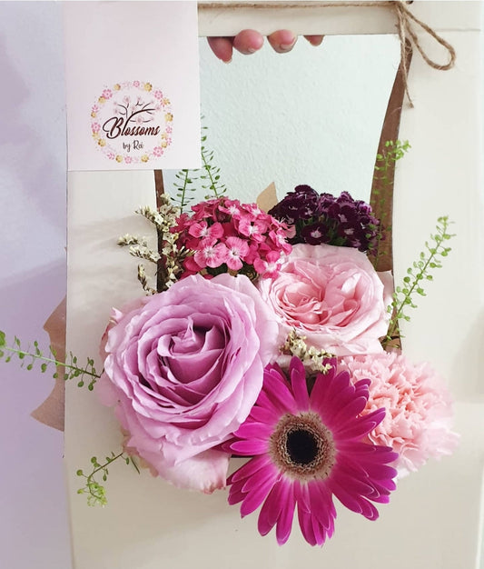 Bloom box floral arrangement for the Regular Bloom Box Floral Arrangement Workshop